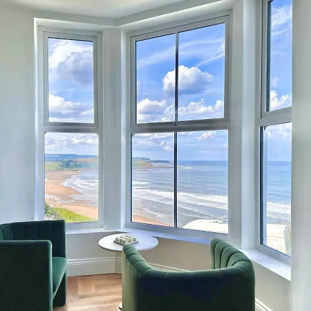 The Admirals Quarters Apartment Scarborough
