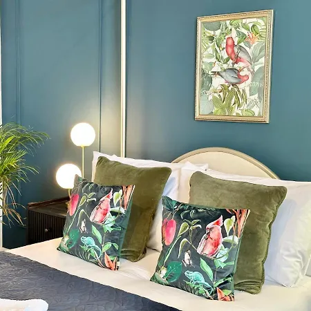 Apartment The Admirals Quarters