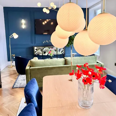 The Admirals Quarters *