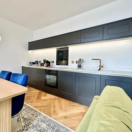 Apartment The Admirals Quarters *