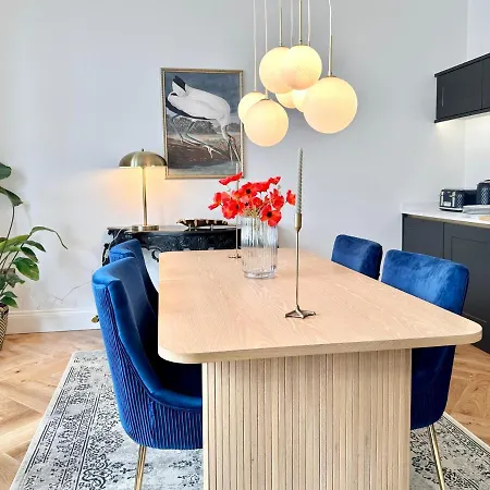 The Admirals Quarters *